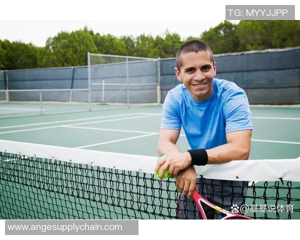 重庆网球队技术争议引发广泛讨论网球爱好者热议战术与训练方式 重庆网球队技术争议引发广泛讨论网球爱好者热议战术与训练方式